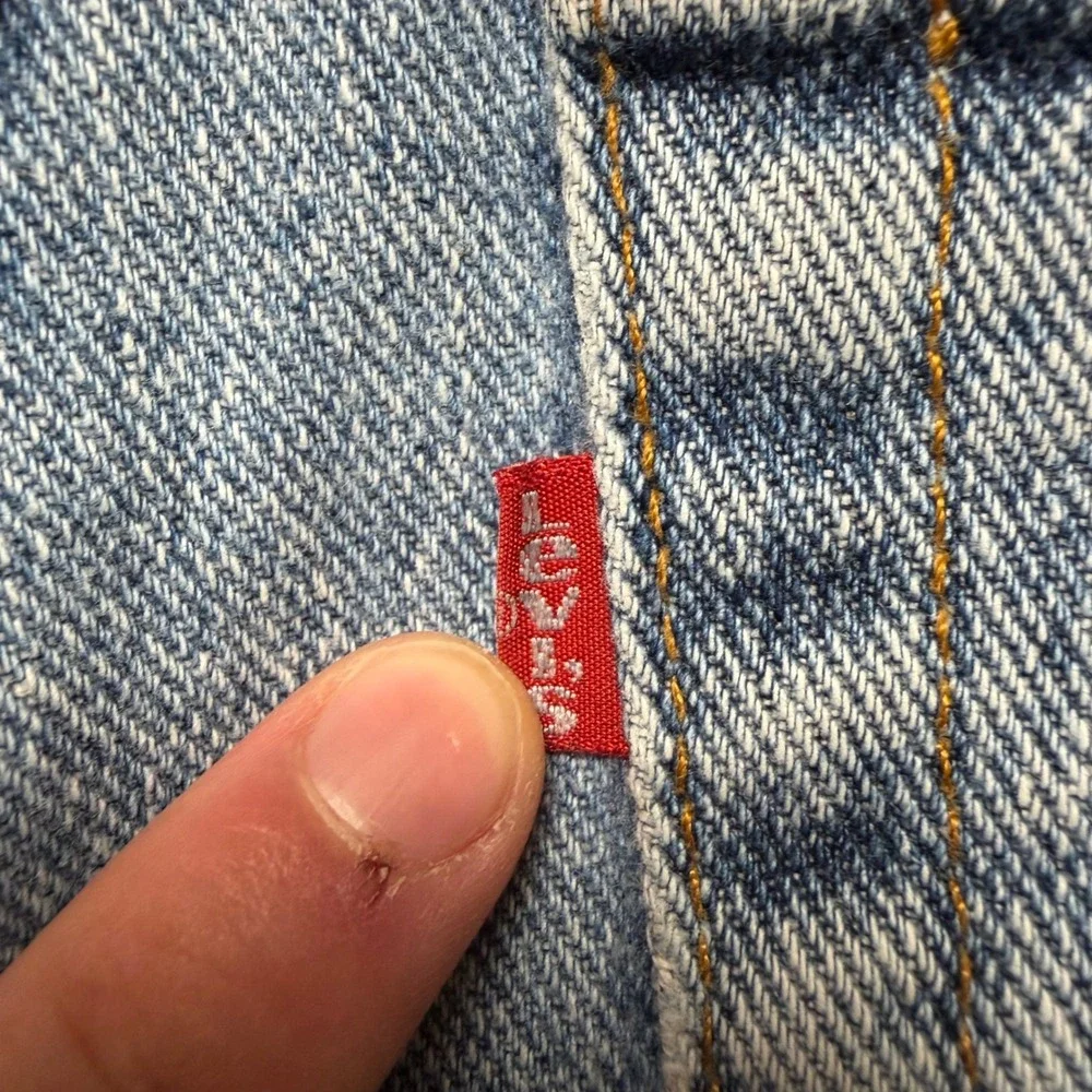 Vintage Levi's 550 Denim Shorts Men 36 Relaxed Fit Stone Wash Made USA Jorts 90s